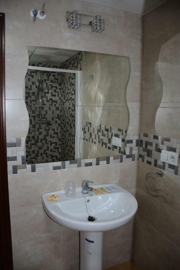 Hostal Restaurante La Mancha Ruidera Ngoại thất bức ảnh